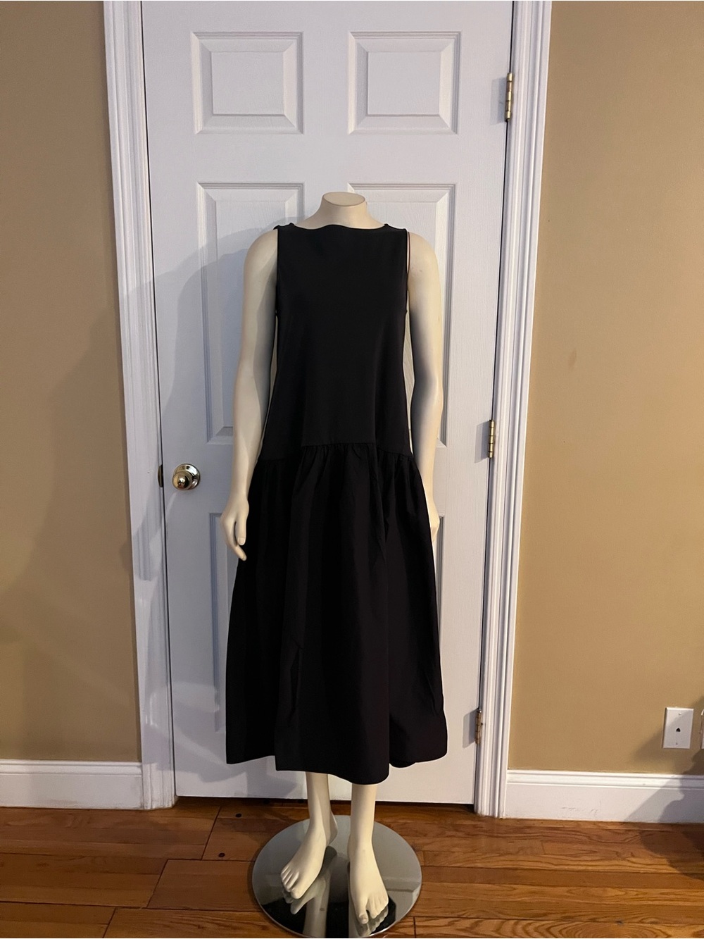SLEEVELESS DROPPED-WAIST MAXI DRESS - Picture 7 of 14